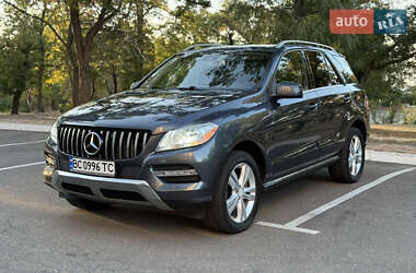 Внедорожник / Кроссовер Mercedes-Benz M-Class 2013 в 