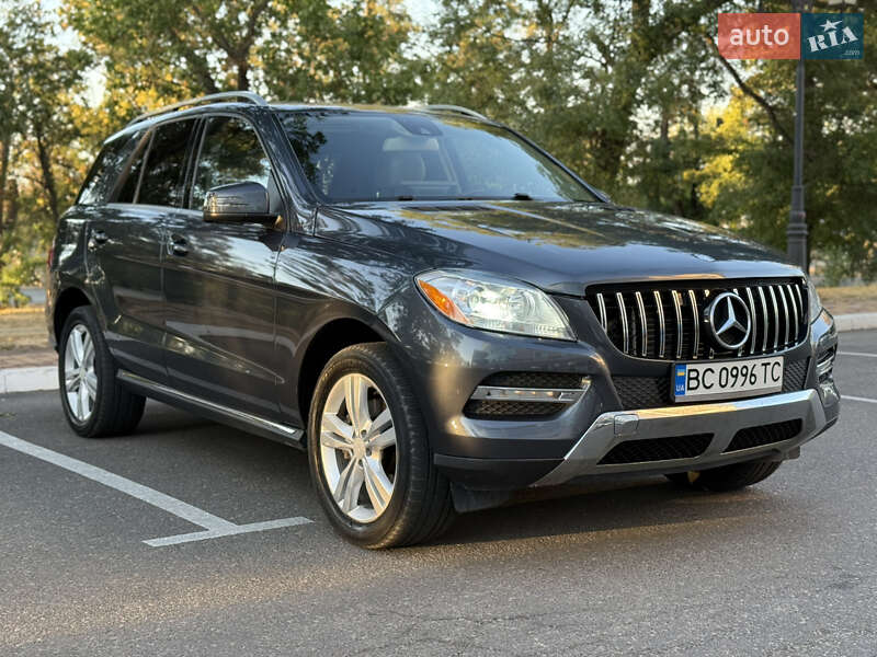 Внедорожник / Кроссовер Mercedes-Benz M-Class 2013 в Одессе