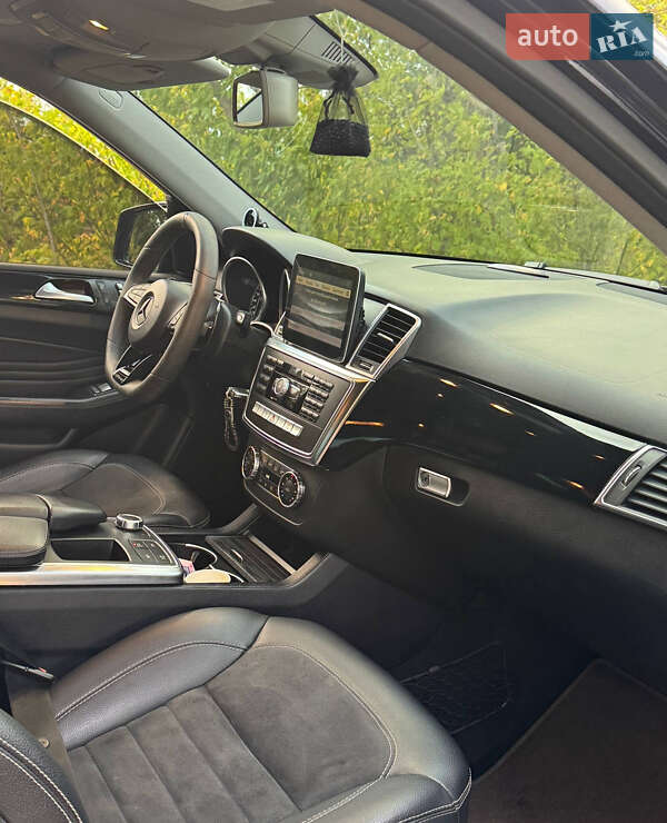 Внедорожник / Кроссовер Mercedes-Benz M-Class 2013 в Белгороде-Днестровском
