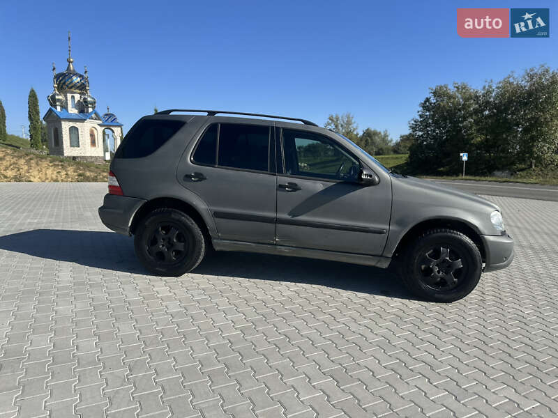 Позашляховик / Кросовер Mercedes-Benz M-Class 2003 в Чернівцях