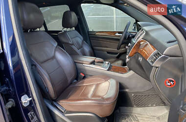 Внедорожник / Кроссовер Mercedes-Benz M-Class 2013 в 