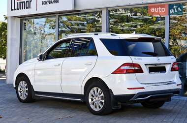 Внедорожник / Кроссовер Mercedes-Benz M-Class 2013 в 