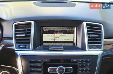 Внедорожник / Кроссовер Mercedes-Benz M-Class 2013 в 