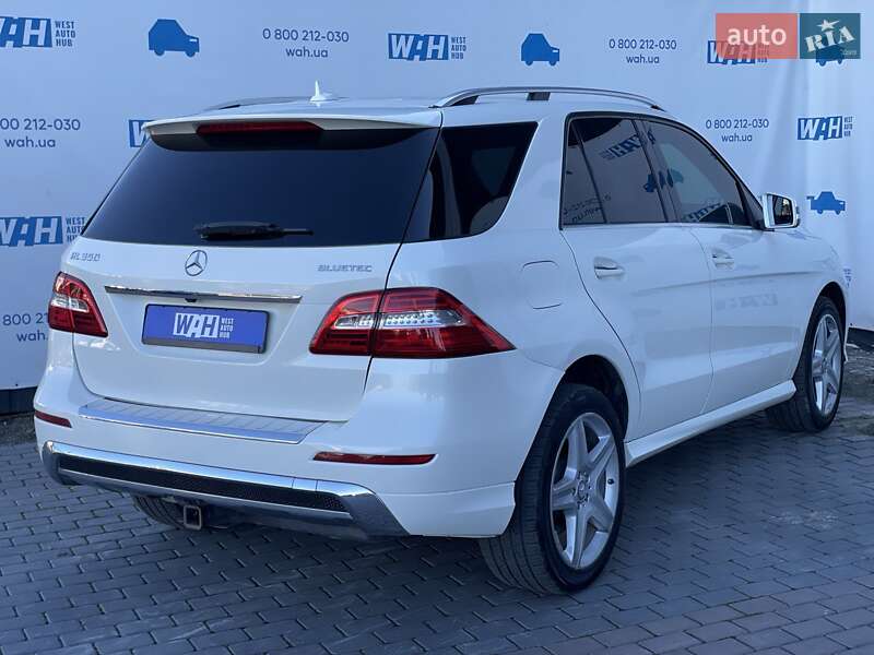 Позашляховик / Кросовер Mercedes-Benz M-Class 2013 в Луцьку
