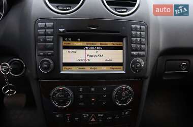 Внедорожник / Кроссовер Mercedes-Benz M-Class 2010 в 