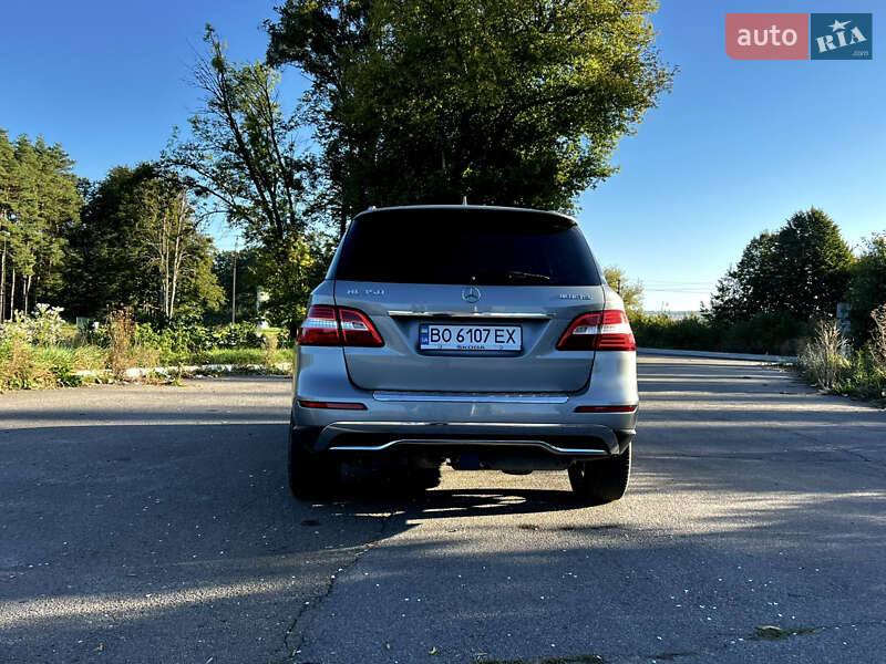 Позашляховик / Кросовер Mercedes-Benz M-Class 2012 в Дубні