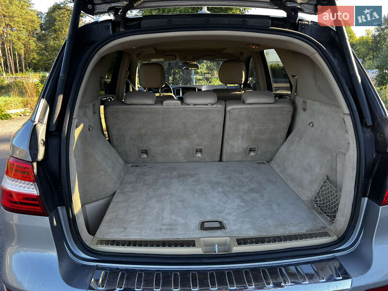 Позашляховик / Кросовер Mercedes-Benz M-Class 2012 в Дубні