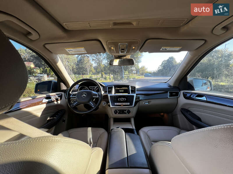 Позашляховик / Кросовер Mercedes-Benz M-Class 2012 в Дубні