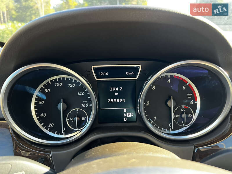 Позашляховик / Кросовер Mercedes-Benz M-Class 2012 в Дубні