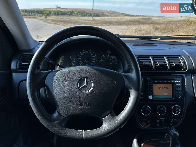 Внедорожник / Кроссовер Mercedes-Benz M-Class 2002 в Павлограде