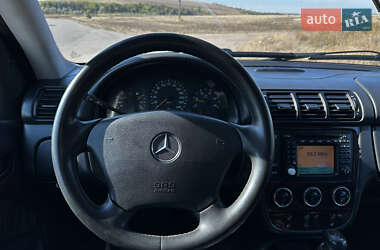 Внедорожник / Кроссовер Mercedes-Benz M-Class 2002 в 