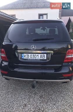 Внедорожник / Кроссовер Mercedes-Benz M-Class 2009 в 
