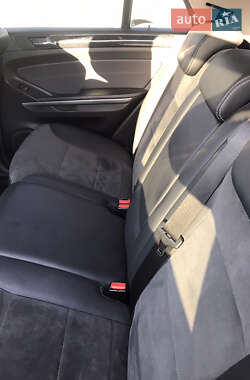 Внедорожник / Кроссовер Mercedes-Benz M-Class 2009 в 