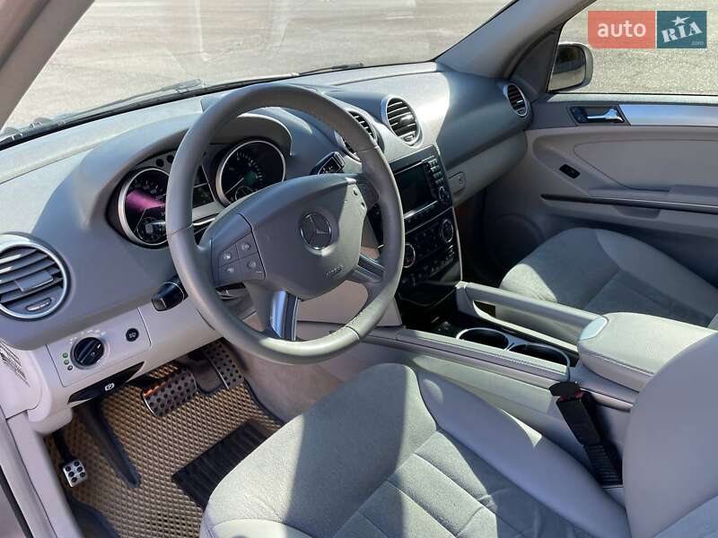 Внедорожник / Кроссовер Mercedes-Benz M-Class 2008 в Валках