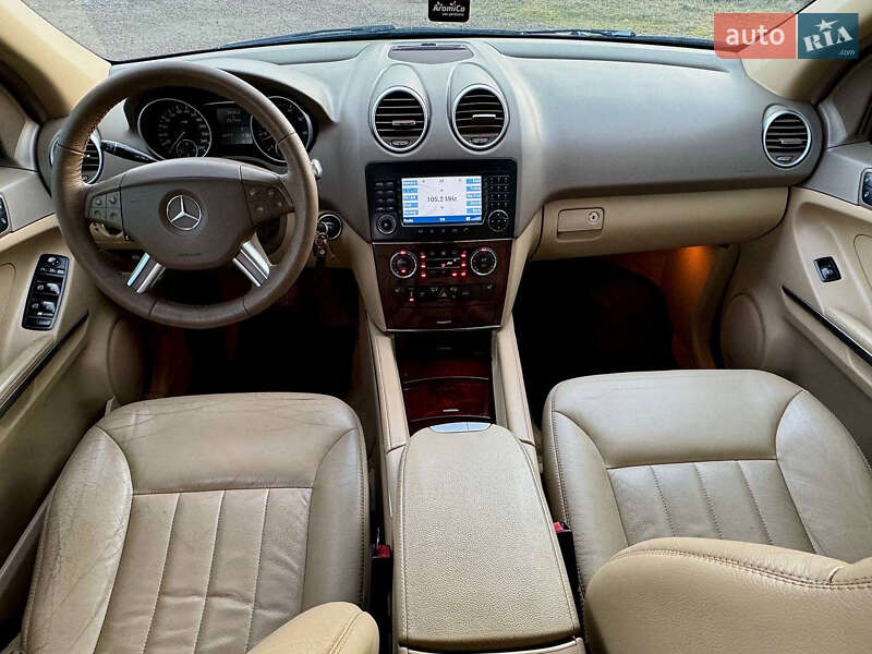 Внедорожник / Кроссовер Mercedes-Benz M-Class 2006 в Бердичеве