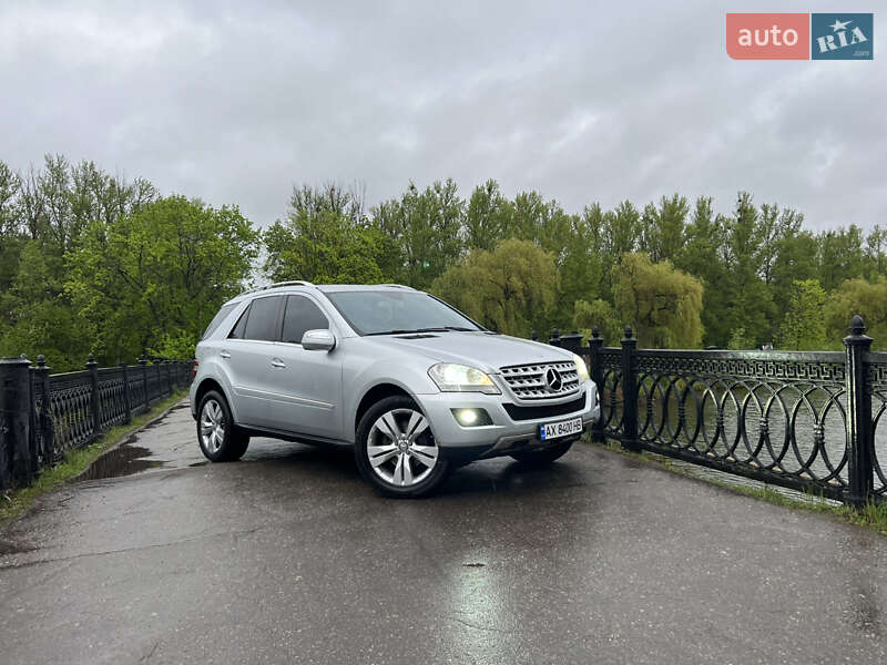 Позашляховик / Кросовер Mercedes-Benz M-Class 2008 в Харкові