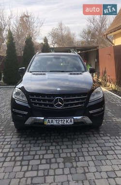 Позашляховик / Кросовер Mercedes-Benz M-Class 2011 в Києві