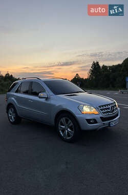 Позашляховик / Кросовер Mercedes-Benz M-Class 2008 в Ковелі
