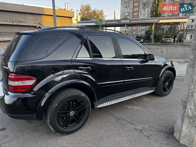 Внедорожник / Кроссовер Mercedes-Benz M-Class 2007 в Николаеве
