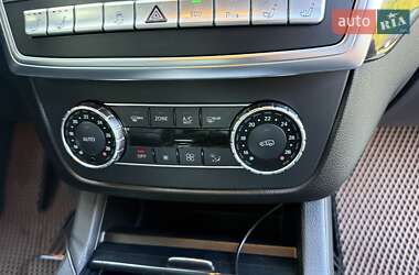 Позашляховик / Кросовер Mercedes-Benz M-Class 2013 в 