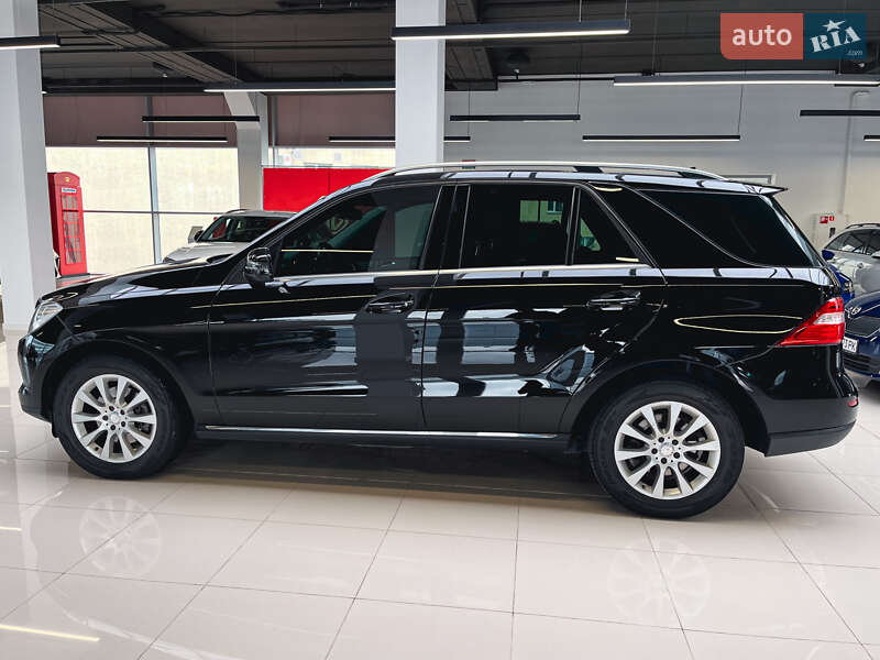 Внедорожник / Кроссовер Mercedes-Benz M-Class 2013 в Хмельницком фото 4 Внедорожник / Кроссовер Mercedes-Benz M-Class 2013 в Хмельницком