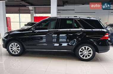 Внедорожник / Кроссовер Mercedes-Benz M-Class 2013 в 
