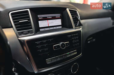 Внедорожник / Кроссовер Mercedes-Benz M-Class 2013 в 