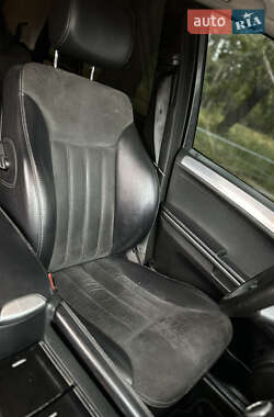 Позашляховик / Кросовер Mercedes-Benz M-Class 2006 в 