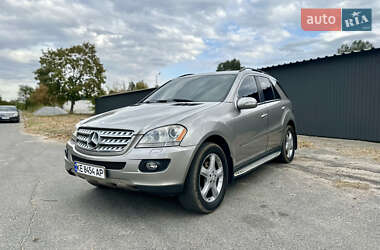 Позашляховик / Кросовер Mercedes-Benz M-Class 2008 в 