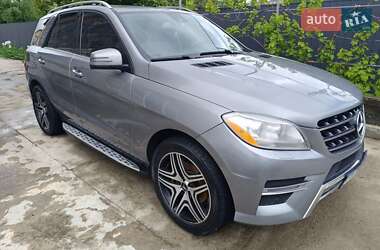Позашляховик / Кросовер Mercedes-Benz M-Class 2015 в 