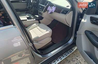 Позашляховик / Кросовер Mercedes-Benz M-Class 2015 в 