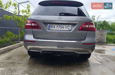 Позашляховик / Кросовер Mercedes-Benz M-Class 2015 в 