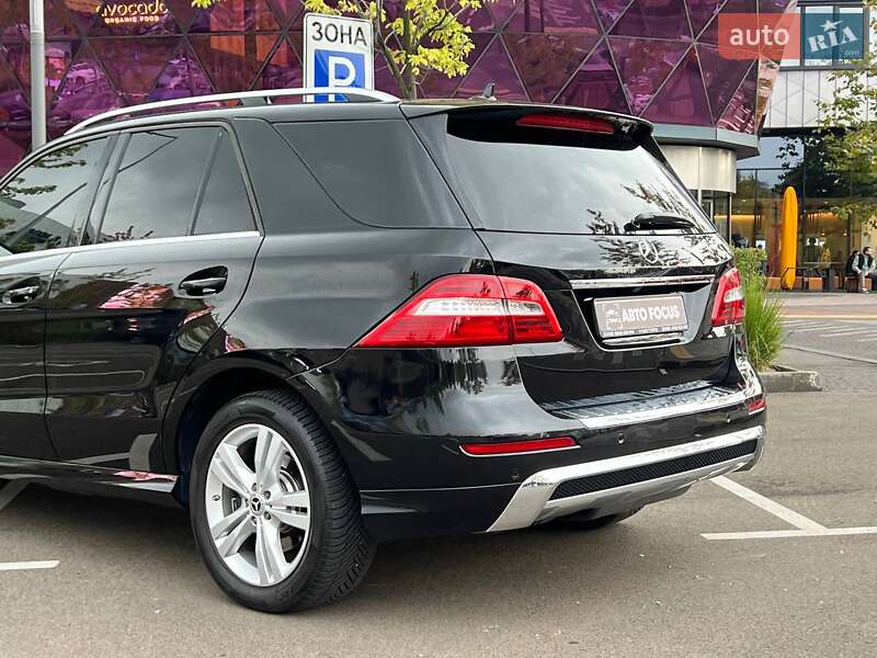Позашляховик / Кросовер Mercedes-Benz M-Class 2013 в Києві