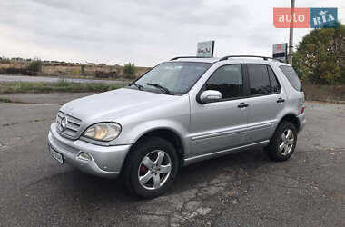 Внедорожник / Кроссовер Mercedes-Benz M-Class 2004 в 