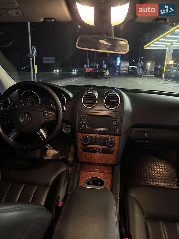 Внедорожник / Кроссовер Mercedes-Benz M-Class 2007 в Киеве