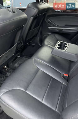 Внедорожник / Кроссовер Mercedes-Benz M-Class 2009 в 