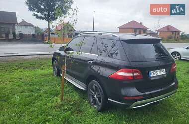 Внедорожник / Кроссовер Mercedes-Benz M-Class 2011 в 