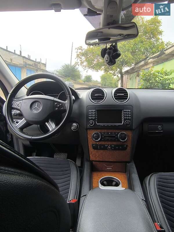Внедорожник / Кроссовер Mercedes-Benz M-Class 2008 в Южноукраинске фото 16 Внедорожник / Кроссовер Mercedes-Benz M-Class 2008 в Южноукраинске