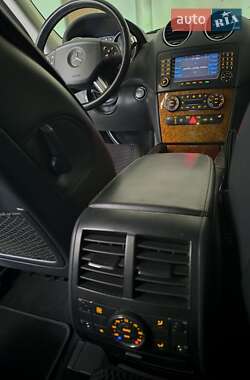 Позашляховик / Кросовер Mercedes-Benz M-Class 2008 в 
