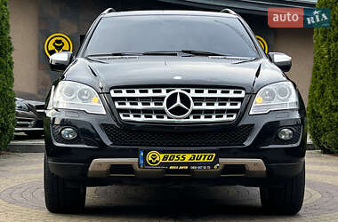 Внедорожник / Кроссовер Mercedes-Benz M-Class 2009 в 