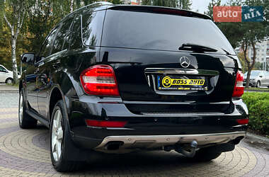 Внедорожник / Кроссовер Mercedes-Benz M-Class 2009 в 