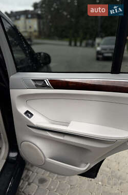 Внедорожник / Кроссовер Mercedes-Benz M-Class 2007 в 
