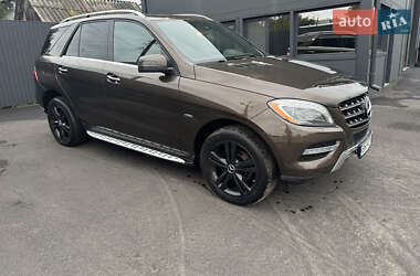Позашляховик / Кросовер Mercedes-Benz M-Class 2012 в 