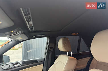 Позашляховик / Кросовер Mercedes-Benz M-Class 2012 в 