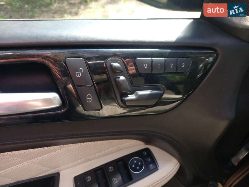 Внедорожник / Кроссовер Mercedes-Benz M-Class 2015 в Львове