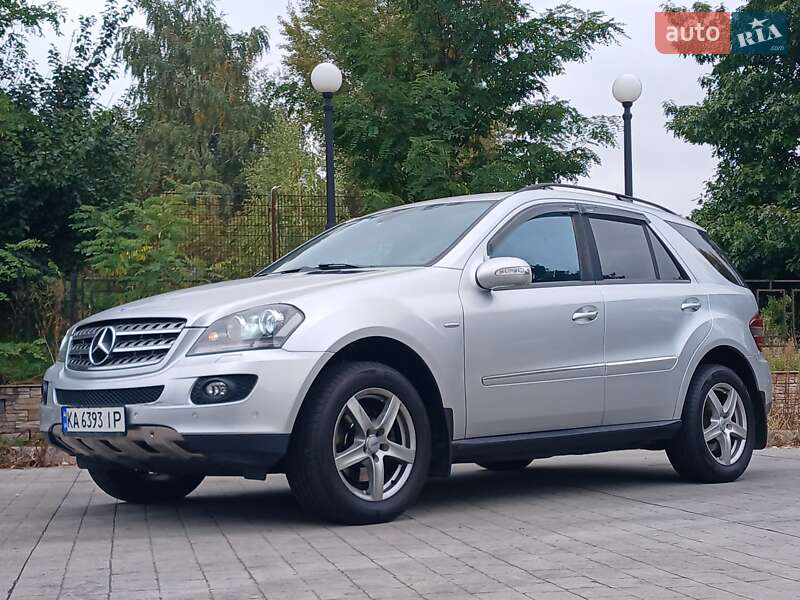 Позашляховик / Кросовер Mercedes-Benz M-Class 2008 в Києві
