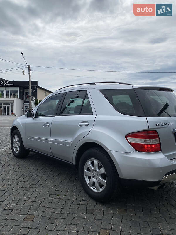 Позашляховик / Кросовер Mercedes-Benz M-Class 2008 в Тячеві