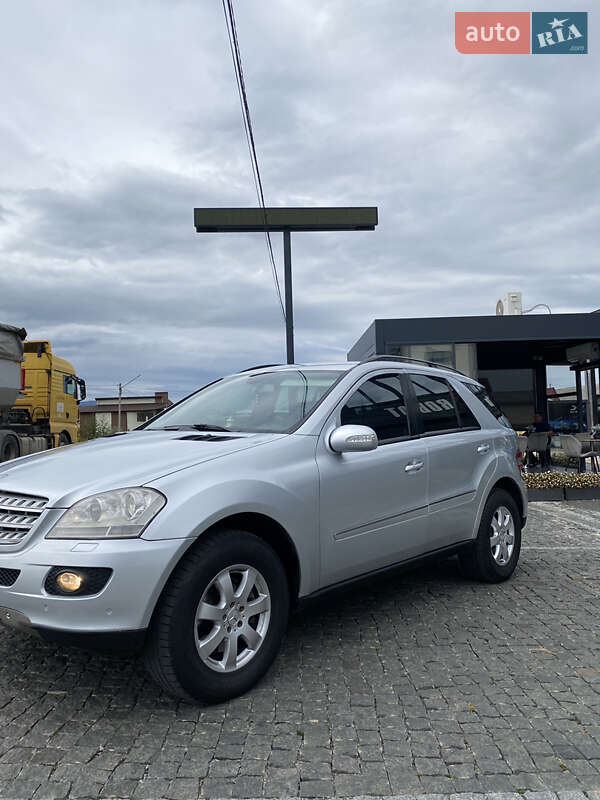 Позашляховик / Кросовер Mercedes-Benz M-Class 2008 в Тячеві