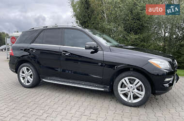 Позашляховик / Кросовер Mercedes-Benz M-Class 2013 в 