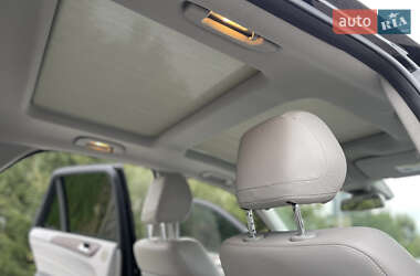 Позашляховик / Кросовер Mercedes-Benz M-Class 2013 в 
